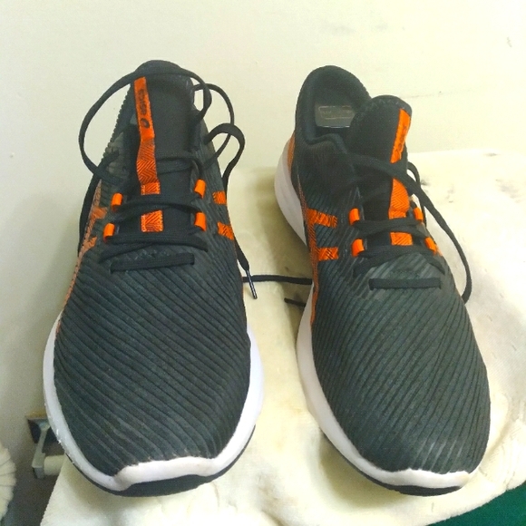 Mens ASICS VERSABLAST Black & Orange Athletic Sneakers Running Shoes Size 12